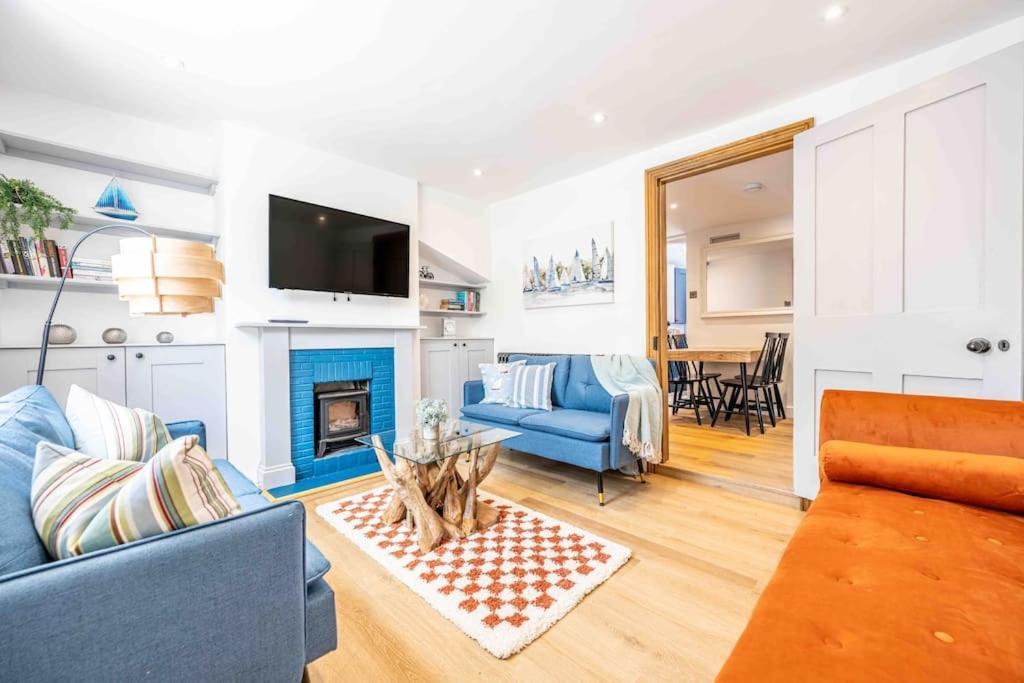 The Lymington Sailor'S Cottage Extérieur photo