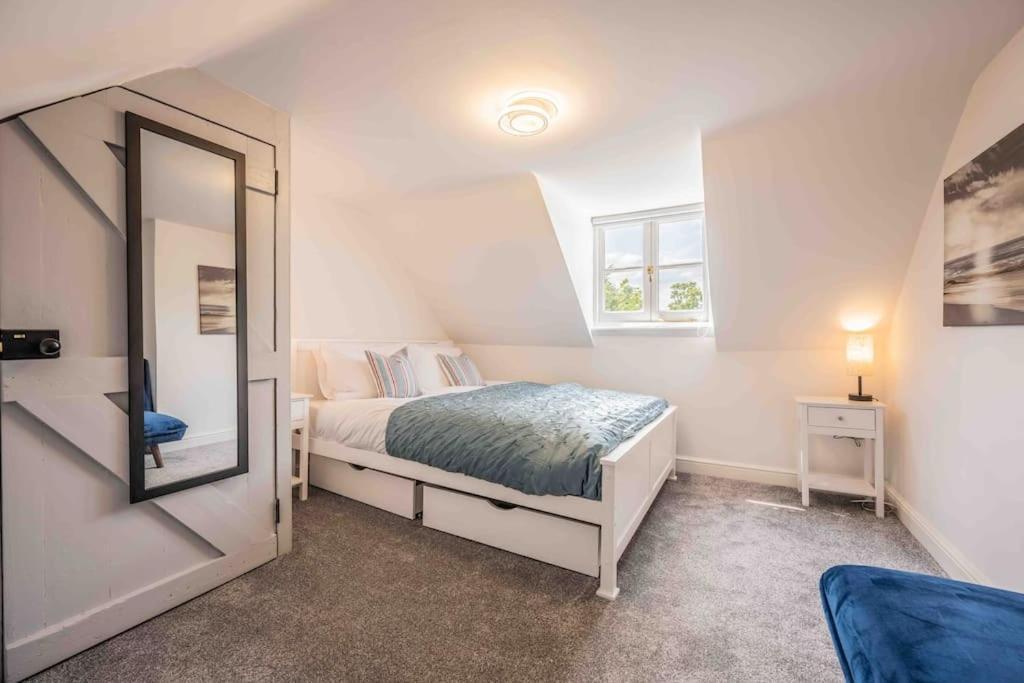 The Lymington Sailor'S Cottage Extérieur photo